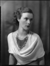 Portrait of Anne by Levonde c.1938